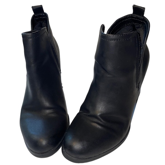 American Rag booties - Black - Size 7 1/2 - Picture 2 of 5